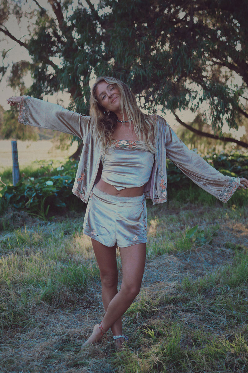 Hendrix V Top - Champagne Blossom